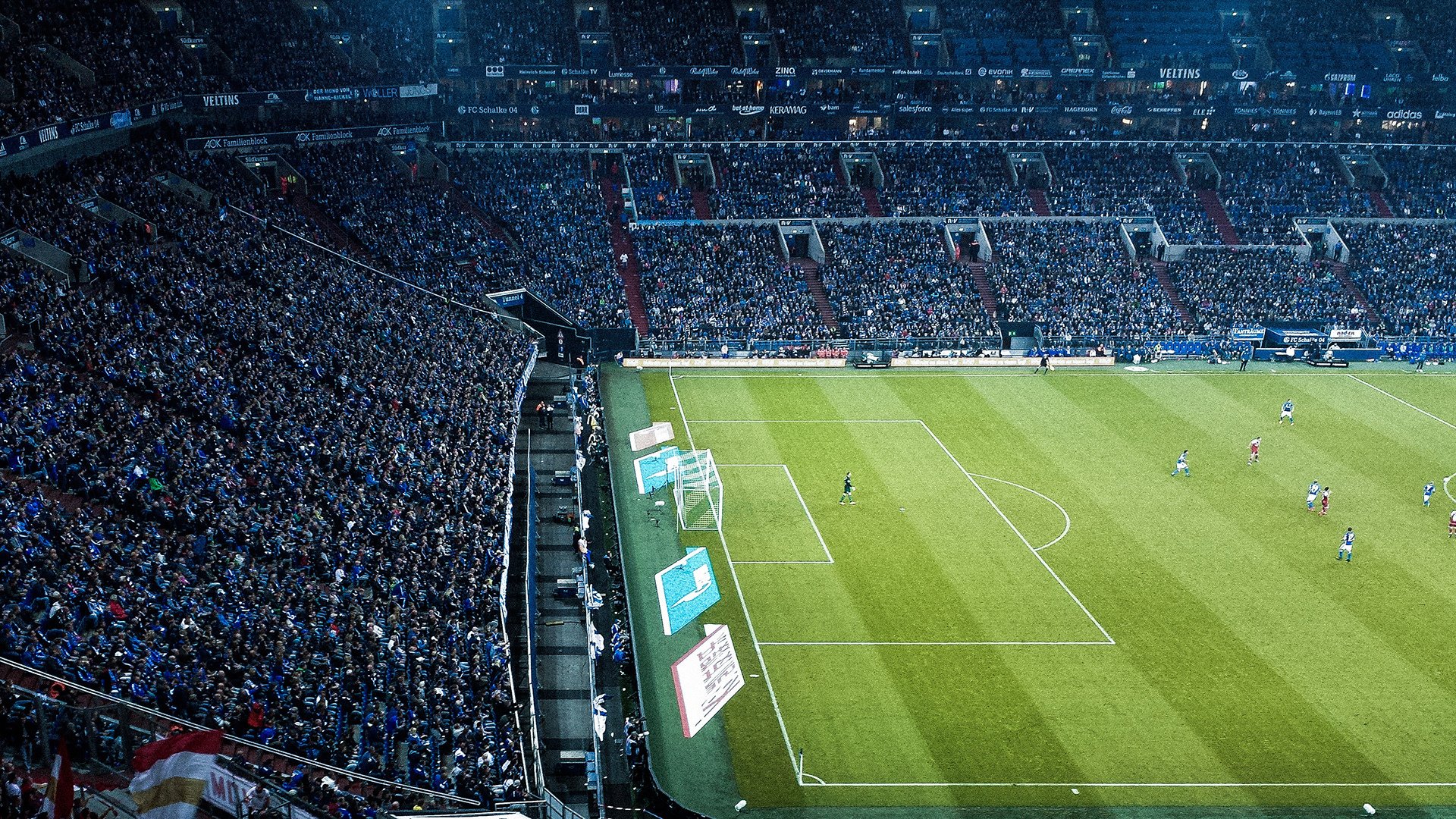 “法甲夺冠悬念拉近，争冠队伍越发胶着”，法甲冠军2021是谁